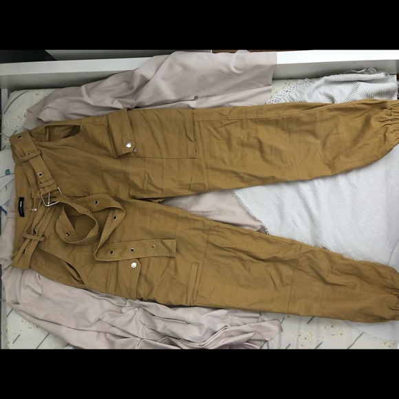 Fashion nova cargo pants - Picture 2 of 5